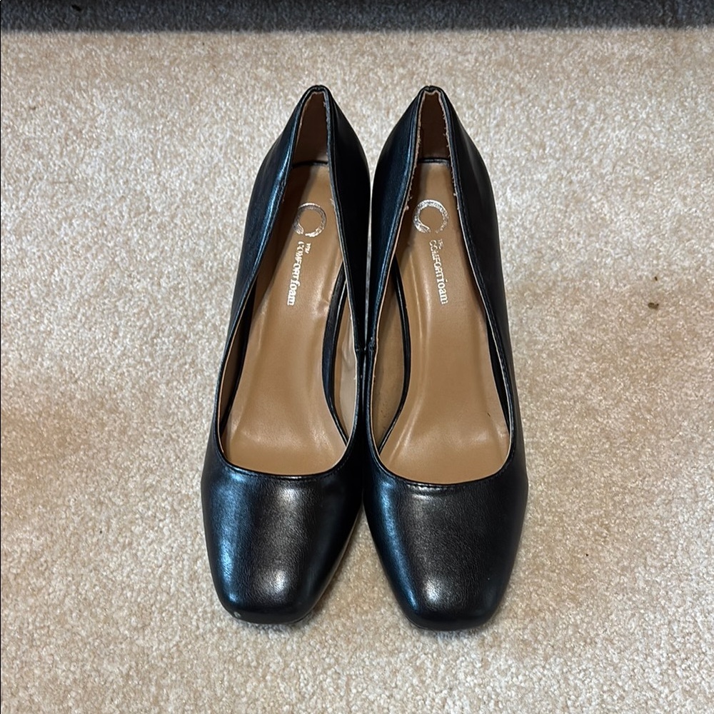 Black Leather Pumps